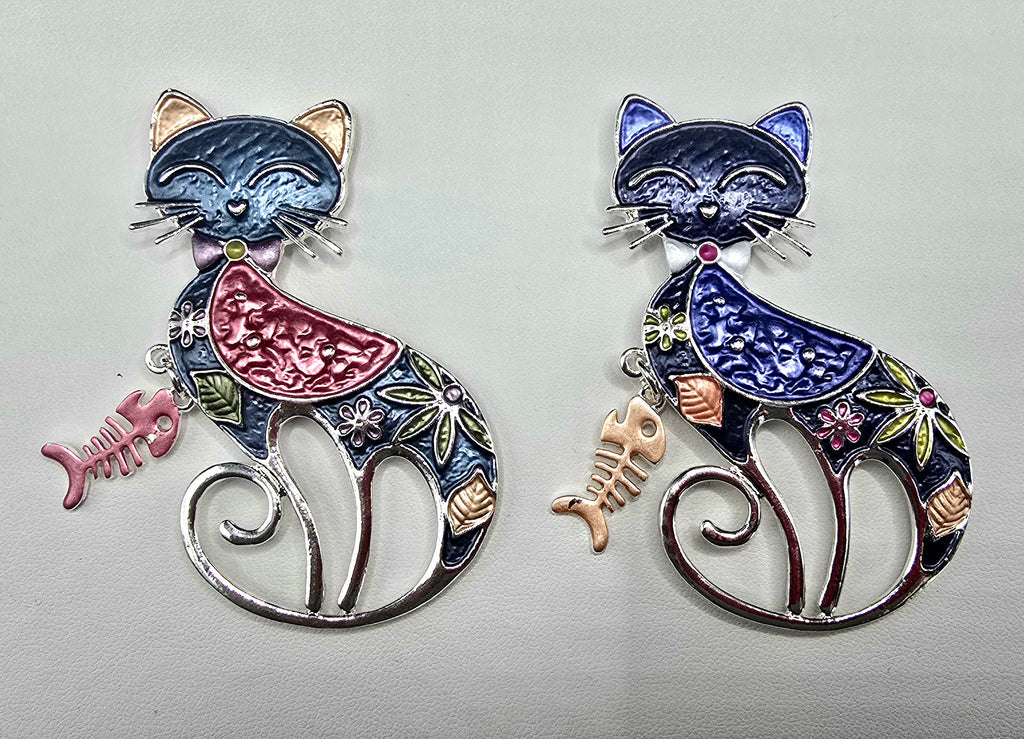 Playful CAT Magnetic Brooch